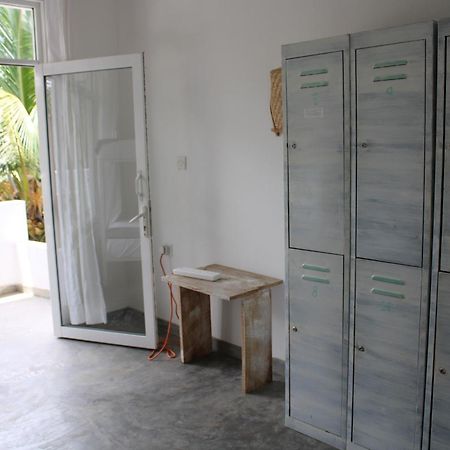 Sun & Moon Hostel Mirissa Luaran gambar