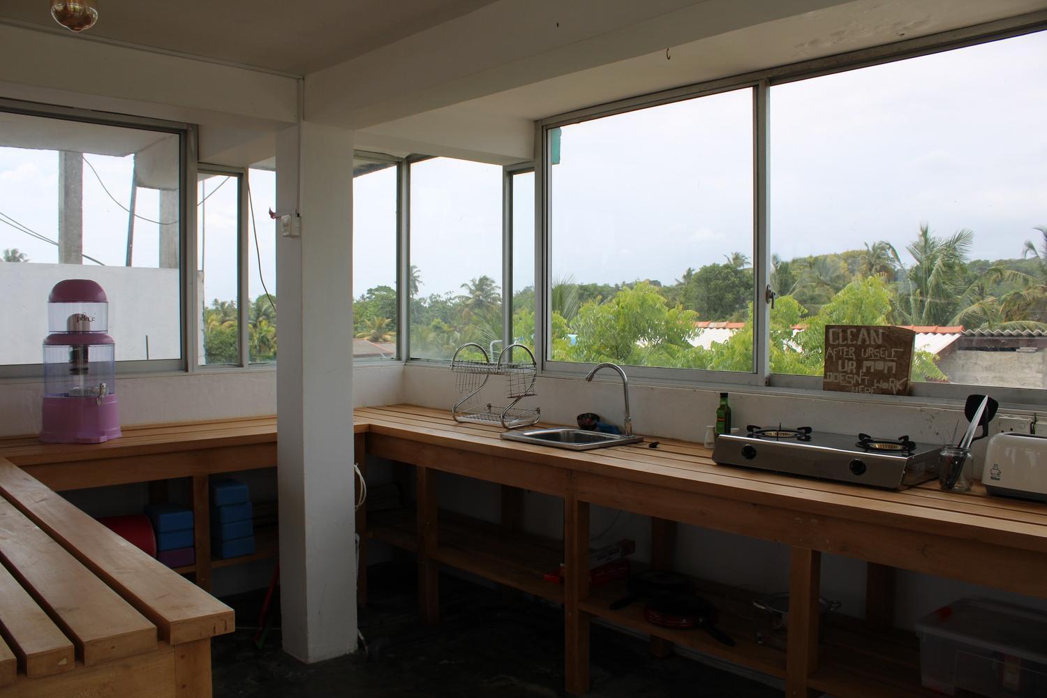 Sun & Moon Hostel Mirissa Luaran gambar