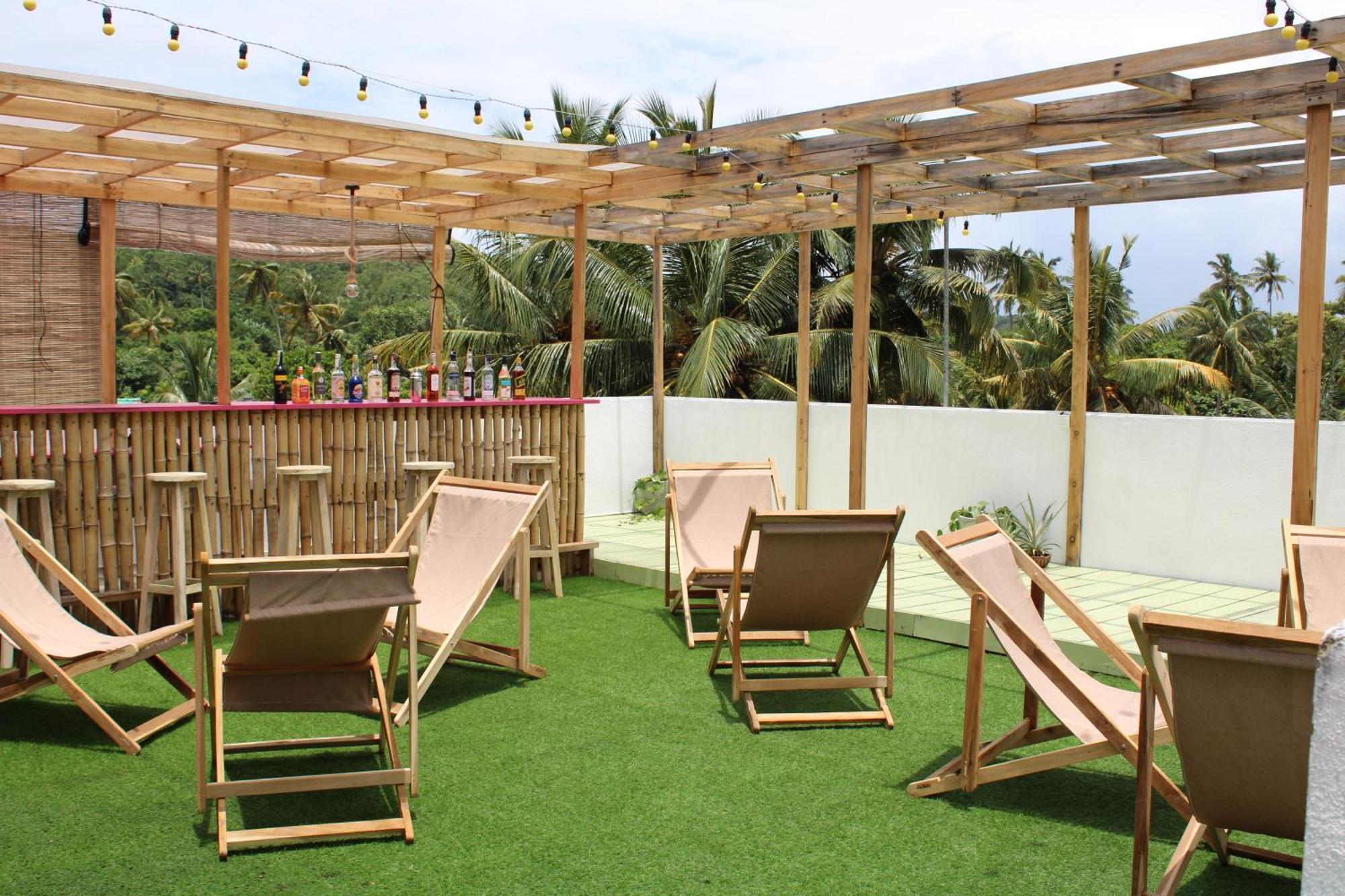Sun & Moon Hostel Mirissa Luaran gambar